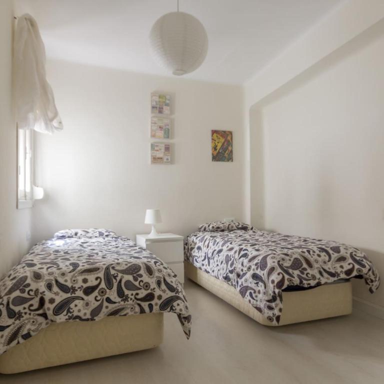 Nice Flat -200m Center-2 Baths- 3 Bedrooms 5pers - Apartamento - 12