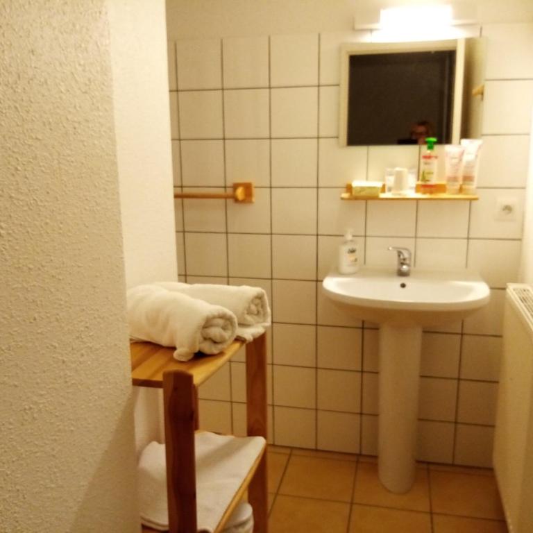 Gîte - Auberge du Midi - Chambre Lits Jumeaux Standard - 17