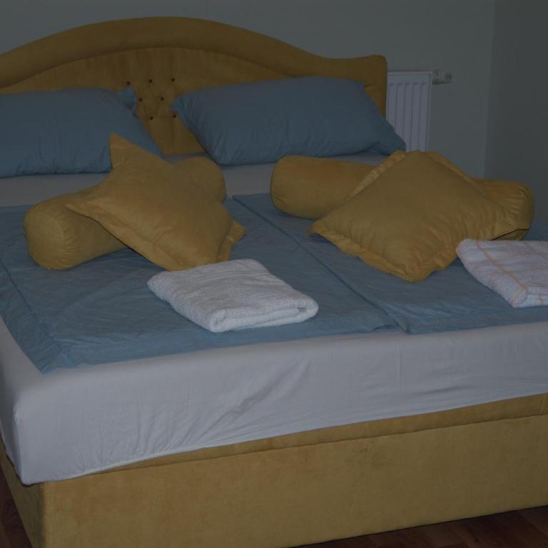 Guesthouse Hortenzija - Suite with Balcony - 12