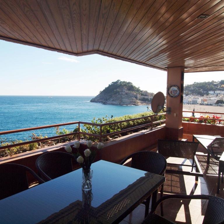 Kerstin Bruns - Apartamento la Illa with sea view - Apartamento de 2 dormitorios - 6
