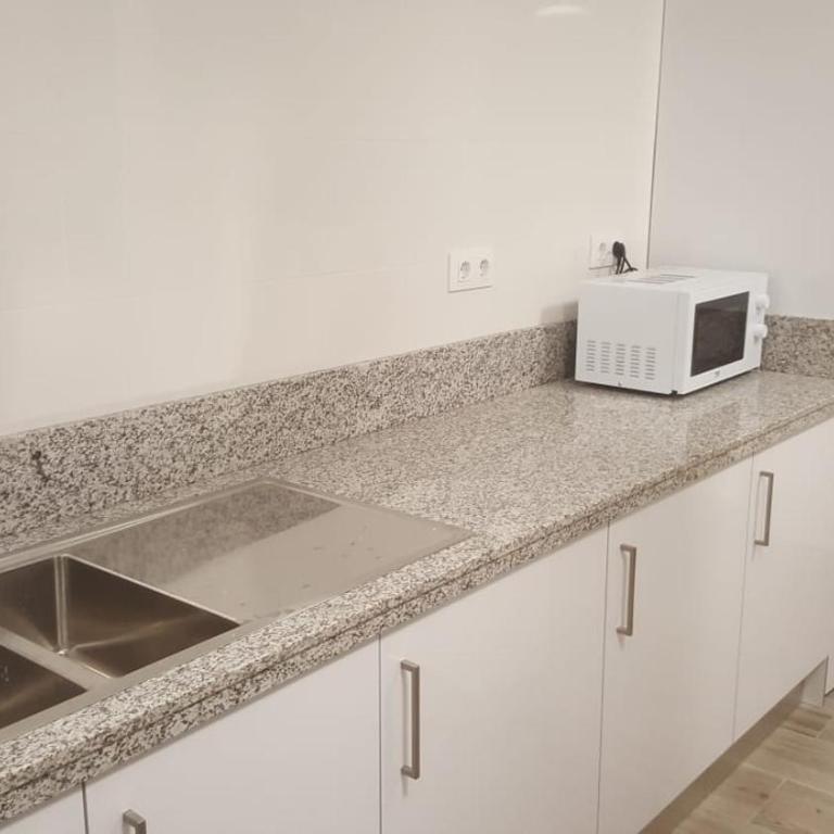Albergue Logroño Centro - Habitación Triple - 6