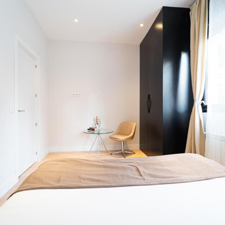 EdSam Madrid Apartments Black - One-Bedroom Apartment - 33