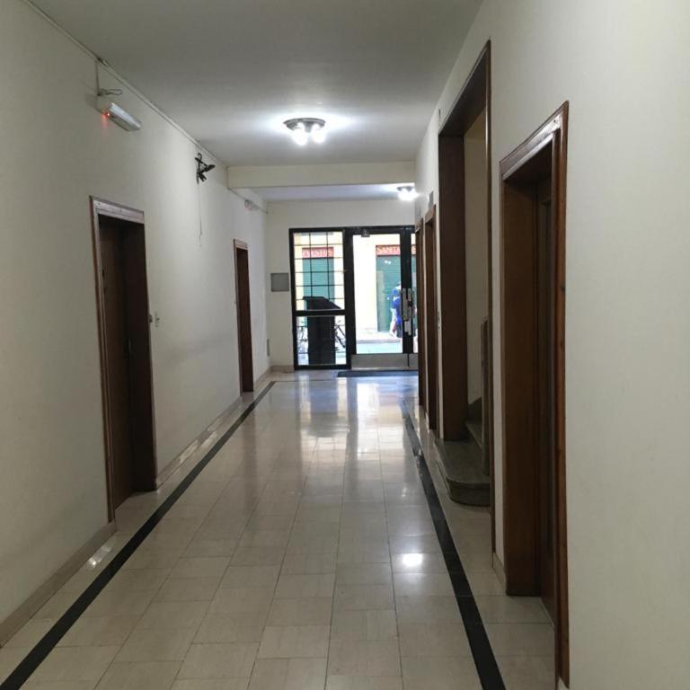 Amplio y luminoso departamento - Apartamento de 2 dormitorios - 3