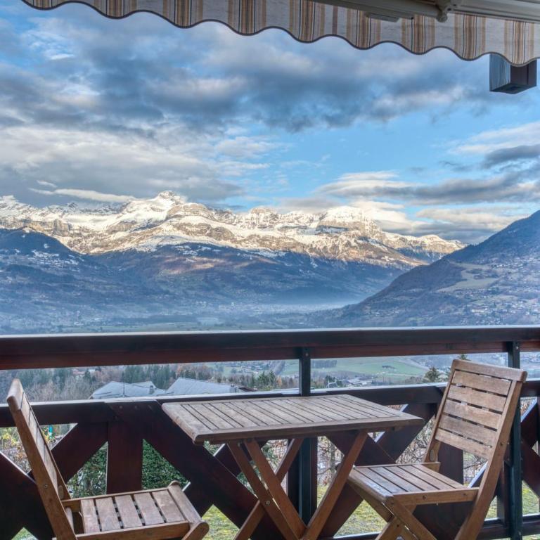 Studio Cosy coin-nuit proche centre - Vue splendide - Studio - Vue sur Montagne - 5