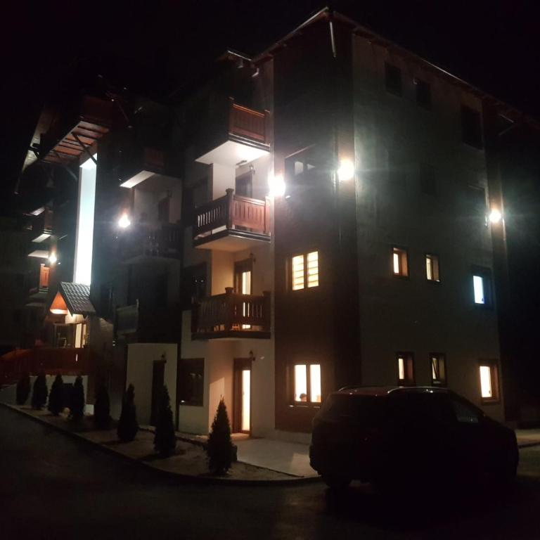Pinevile apartman 4 - Apartman sa 1 Spavaćom Sobom - 14