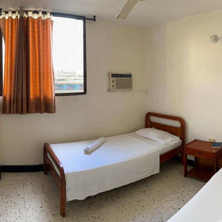 Hotel Granate - Twin Room - 4