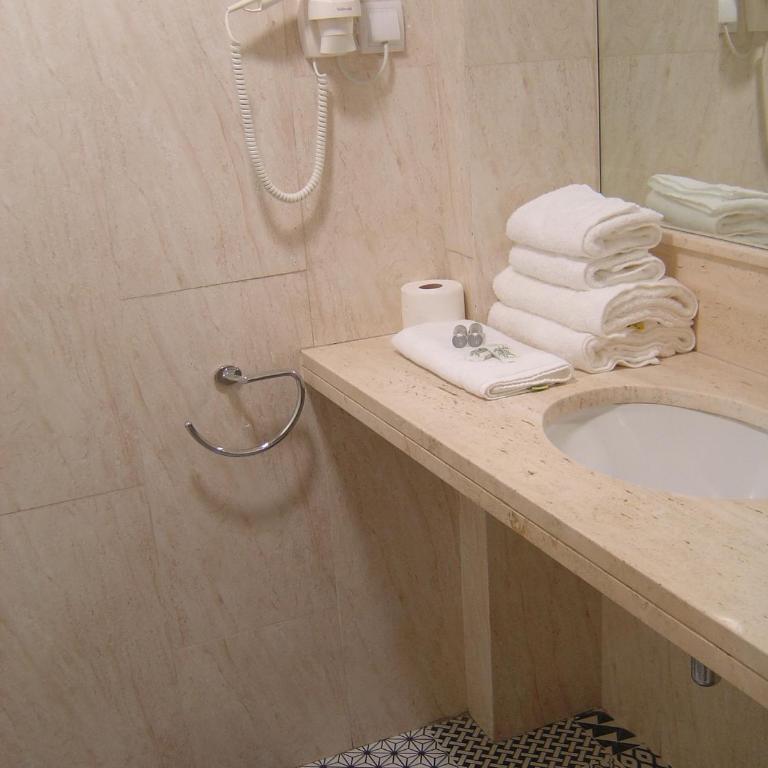 Hostal Aslyp 114 - Superior Queen Room - 1