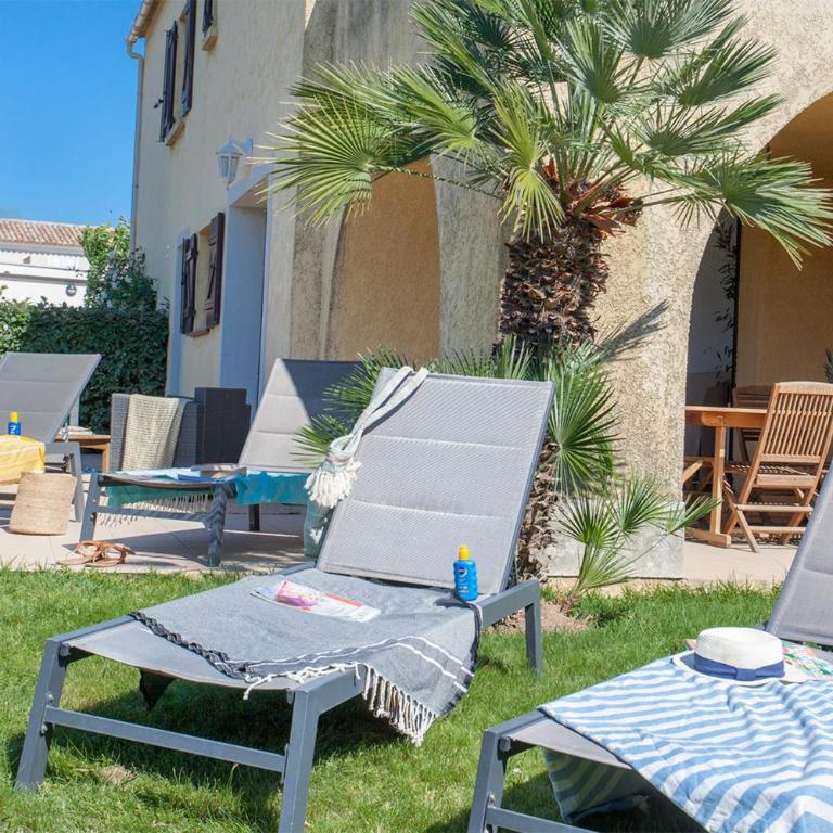 location de vacances Olivier jardin privatif et piscine chauffée partagée - Apartment - 1
