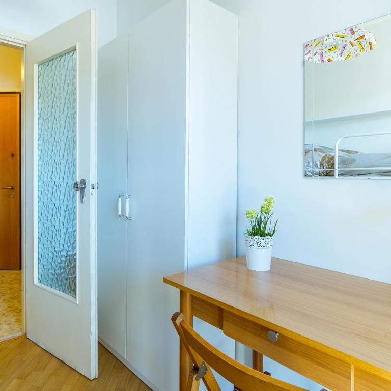 Erica Home - 2 Bedrooms, Terrace, WiFi - Appartamento con 2 Camere da Letto - 16