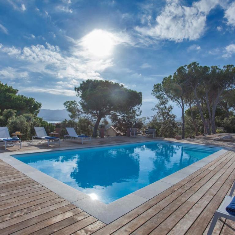 Villa campagne à Calvi piscine chauffée vue mer proche plage et centre - Maison de Vacances - 14