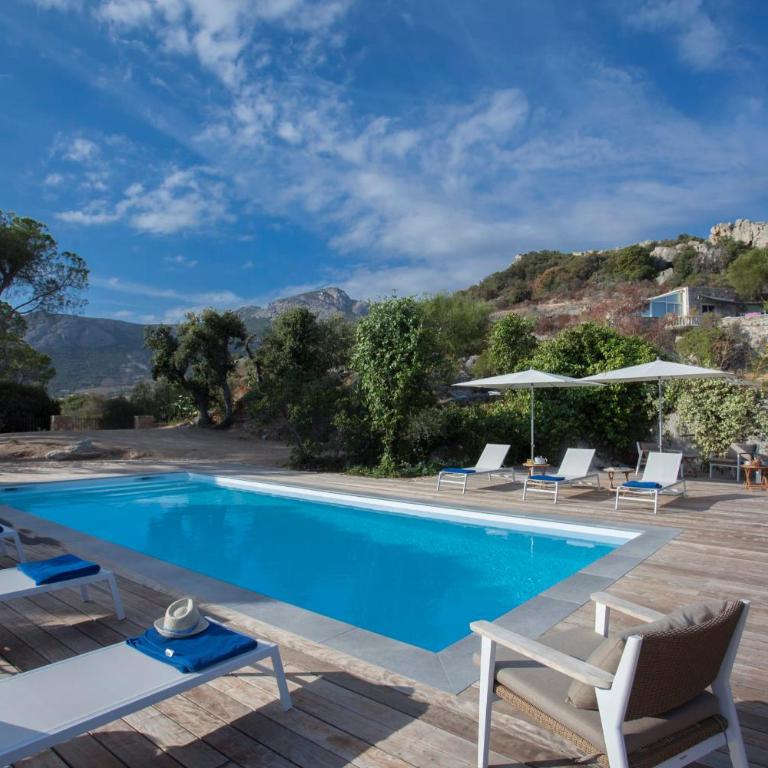 Villa campagne à Calvi piscine chauffée vue mer proche plage et centre - Maison de Vacances - 5