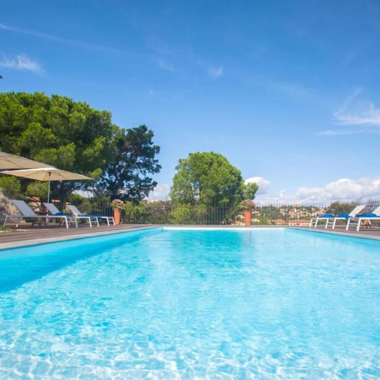 Villa campagne à Calvi piscine chauffée vue mer proche plage et centre - Maison de Vacances - 1