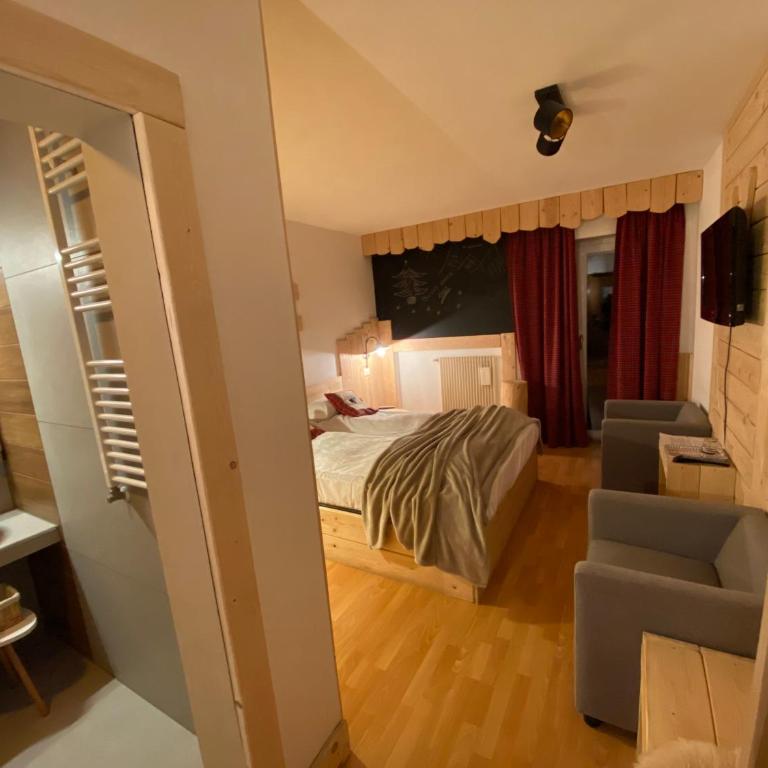 Hotel Almhof - Doppelzimmer mit Balkon - 2
