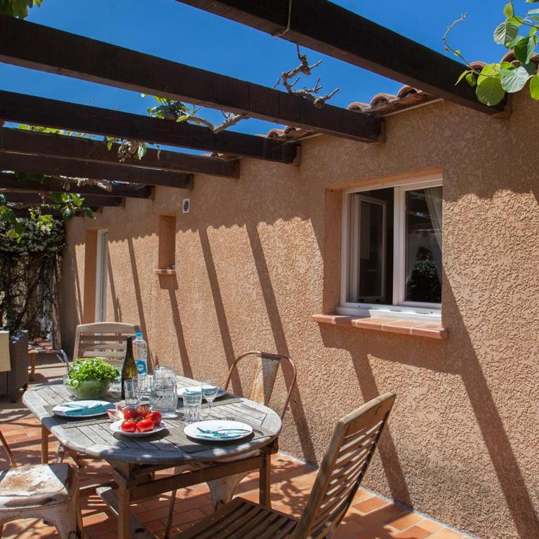 maison kiwi avec piscine chauffée terrasse jardin et bbq à Calvi - Villa - 5