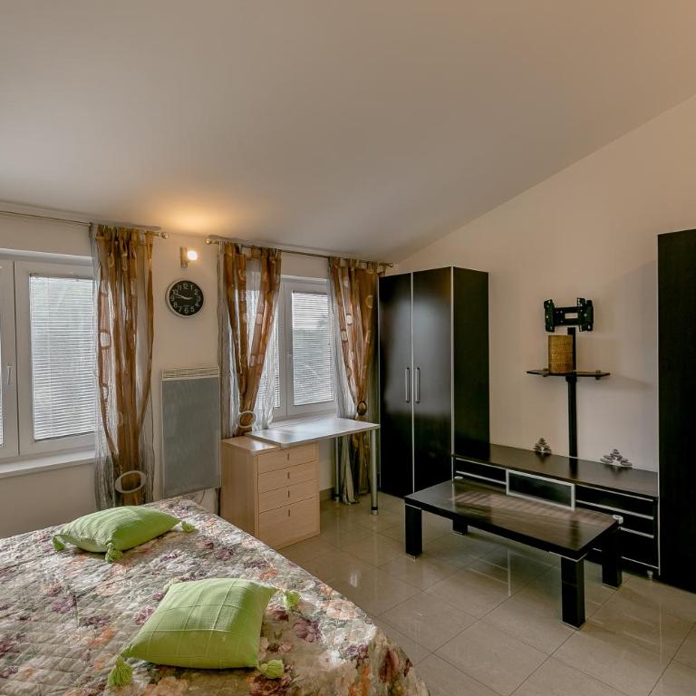 Olive Garden Apartment - Two-Bedroom Villa - 26