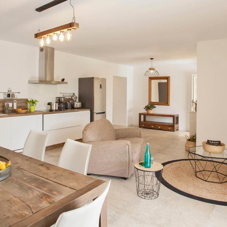 Appartement de vacances Arbousier à Calvi piscine chauffée partagée bbq - Apartment - 7