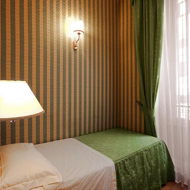 Gambrinus Hotel - Single Room - 4