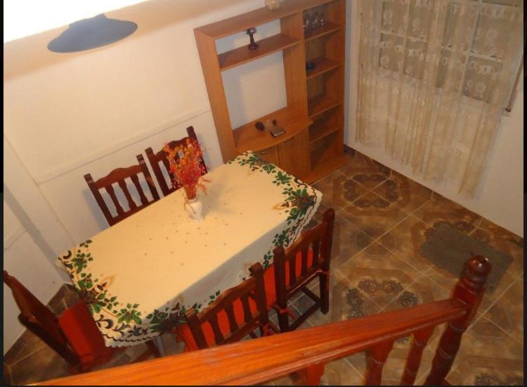 Excelente Duplex a 5 cuadras del mar con WiFi y TV Calle 36 y 6 - Casa de 2 dormitorios - 8