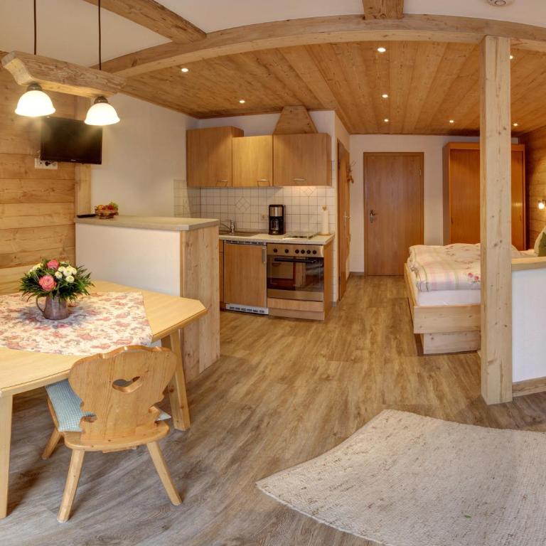 Beim Bretzner - Chiemgau Karte - Apartment mit Balkon - 1