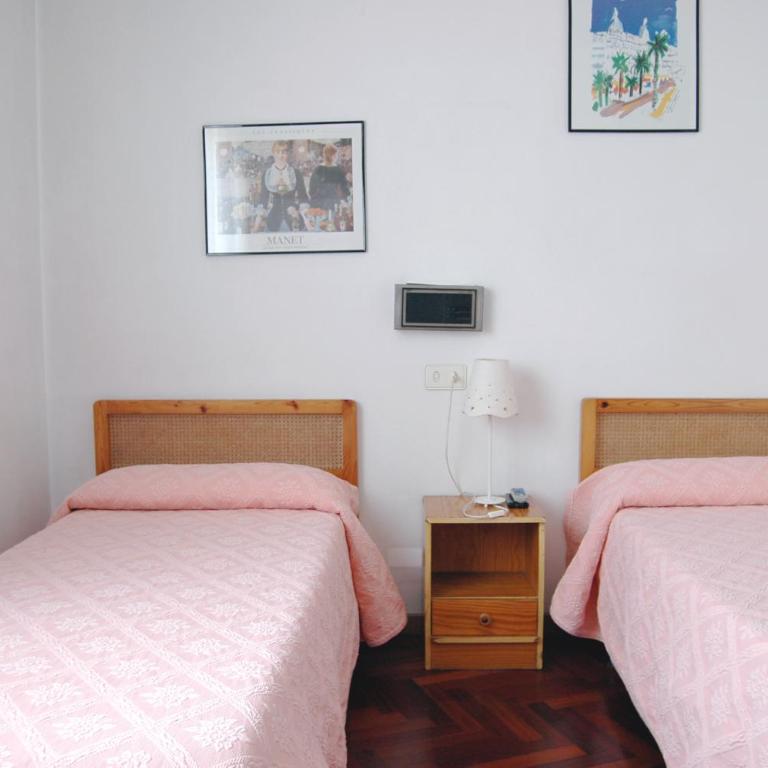 Hostal Charo II - Habitación Doble - 2 camas - 5