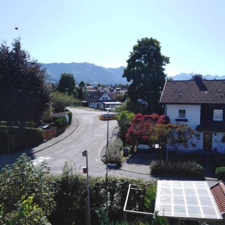 Komplette Dachwohnung mit Balkon und Bergblick - Apartment mit 1 Schlafzimmer - 12