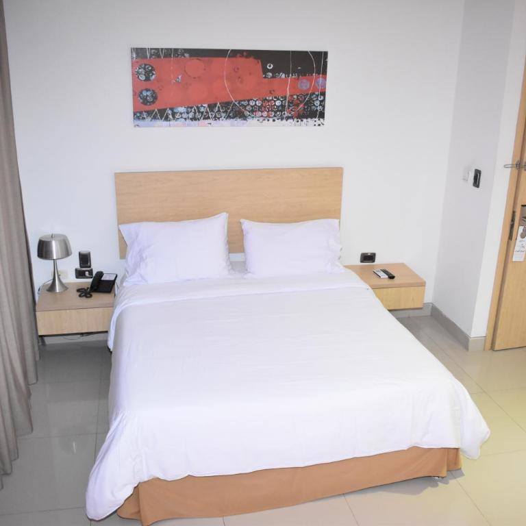 Radisson Diamond Barranquilla - Habitación con cama grande y vistas a la ciudad - No fumadores - 2