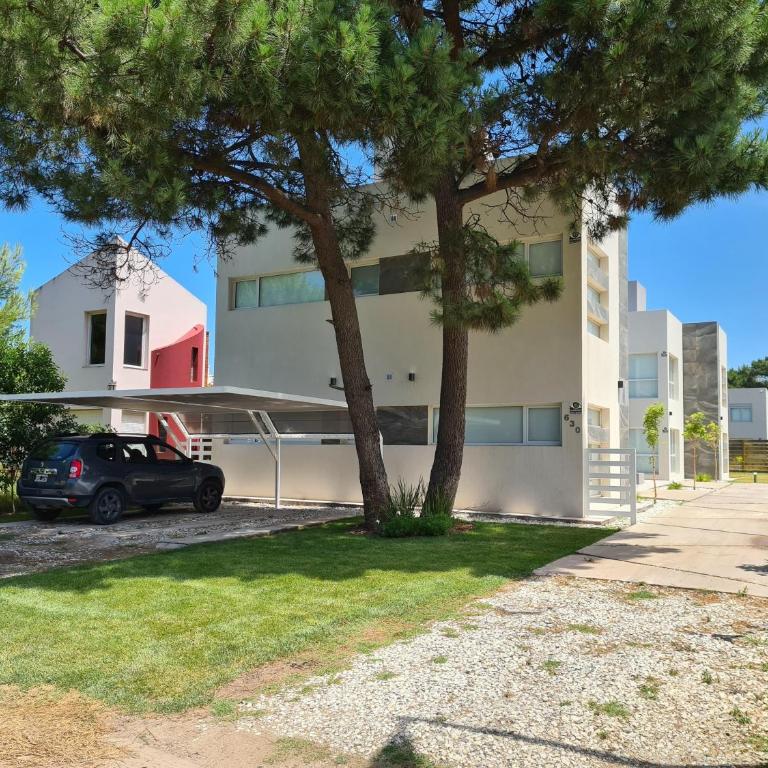 DOS PINOS - Two-Bedroom Apartment - 2