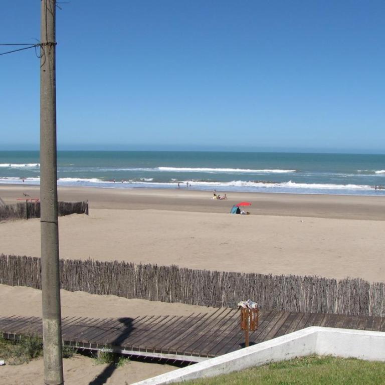 Departamento Villa Gesell Centro Sobre Playa y 114 Vista al Mar - Apartment with Sea View - 11