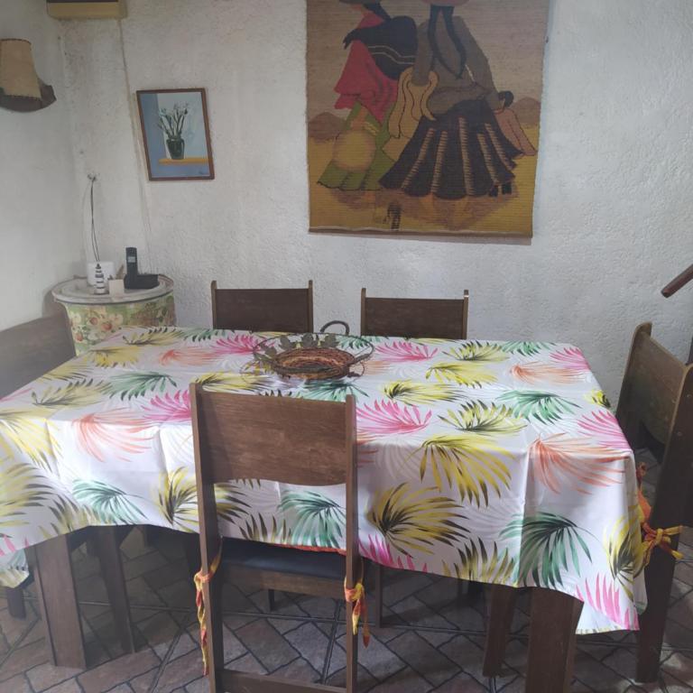 Techos amarillos 1 - Three-Bedroom House - 9