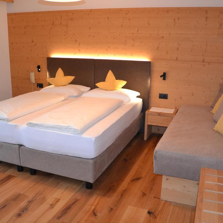 Hotel Ortler - Camera Tripla con Doccia - 2