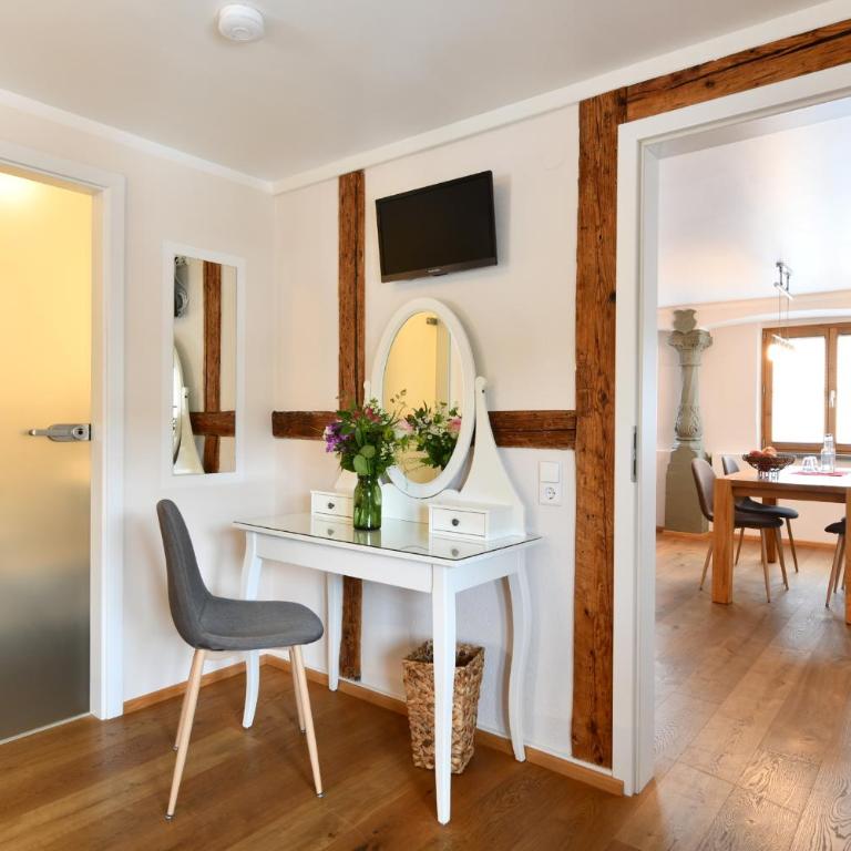 Hotel Montfort-Schlössle - Suite-Ferienwohnung Nr. 18 mit Seeblick - 5