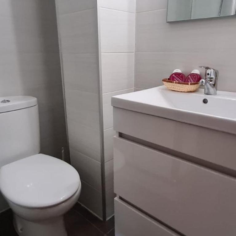 Casa Puerta de la Victoria - Two-Bedroom Apartment - 17