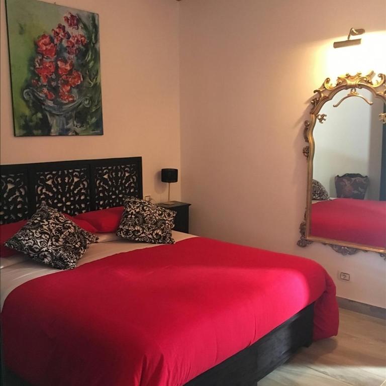Casa Busari - Double Room with Balcony - 1