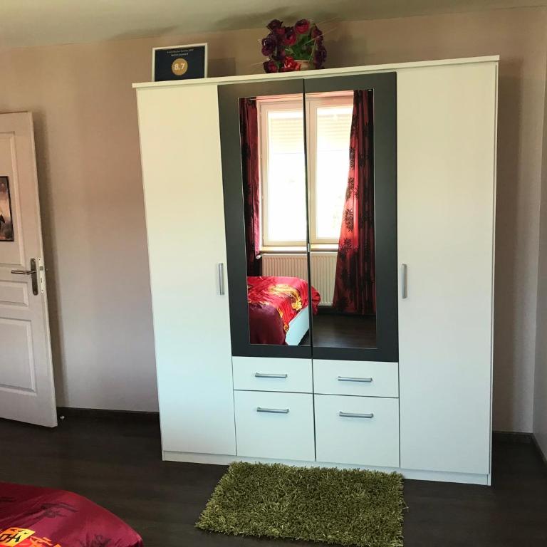 Rochire Location 2 - Appartement - 24