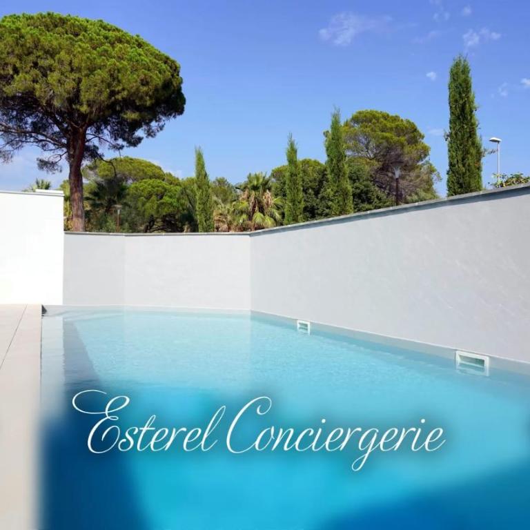 Appartement Complet 2 à 4 personnes au coeur des Golfs - Deluxe Apartment - 1