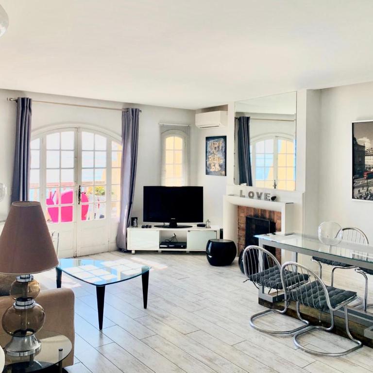 Les Remparts Antibes Location - Loft - Vue sur Mer - 11