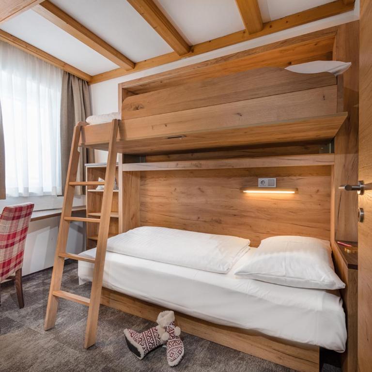 Apartments & Garni Alpenrose - Apartment mit 2 Schlafzimmern - 3