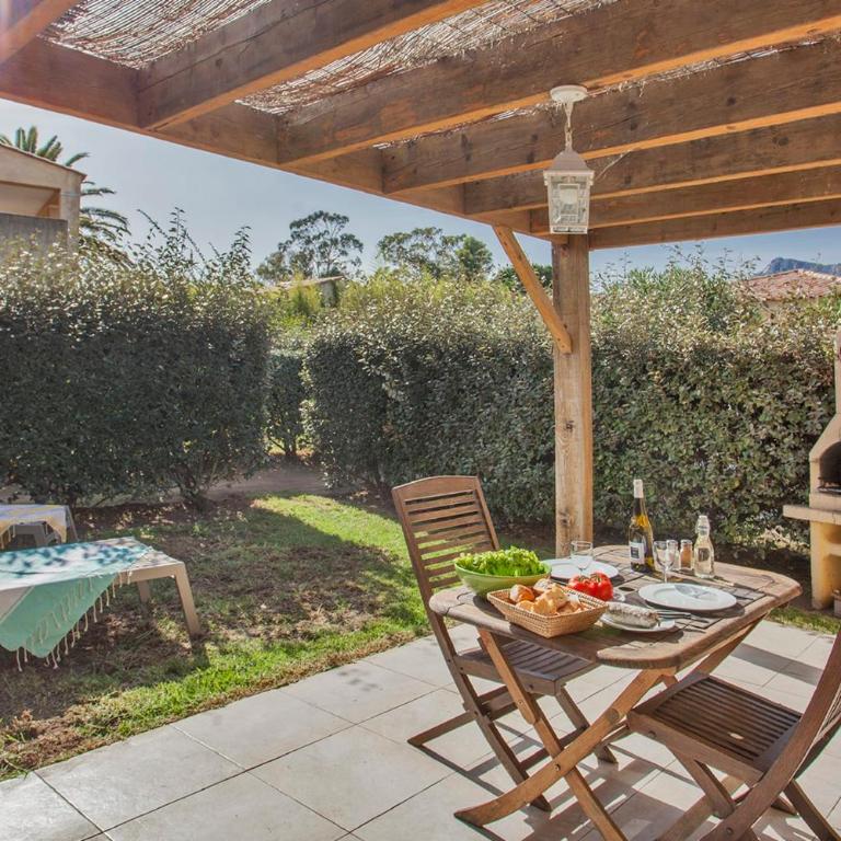 Amarylis à Calvi location 2 pers avec clim jardin piscine et barbecue - Villa - 19