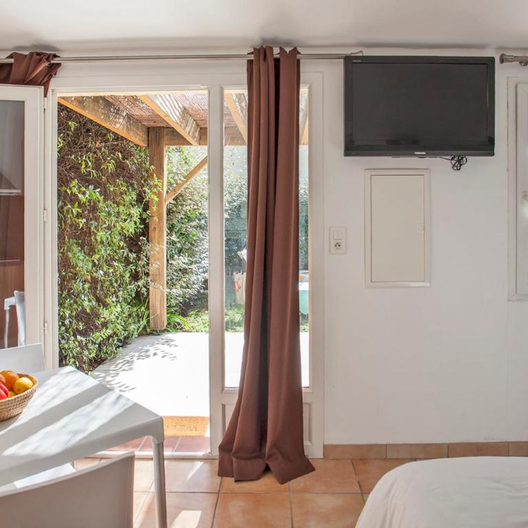 Amarylis à Calvi location 2 pers avec clim jardin piscine et barbecue - Villa - 3