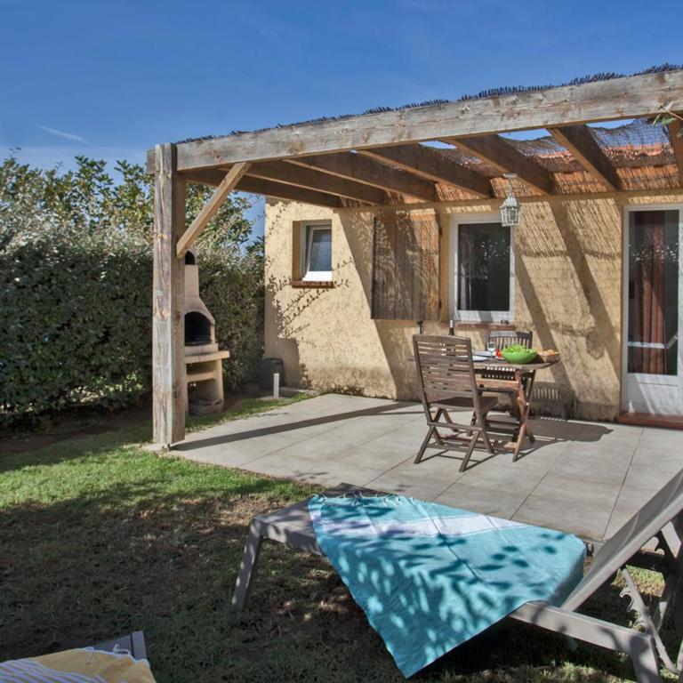Amarylis à Calvi location 2 pers avec clim jardin piscine et barbecue - Villa - 21