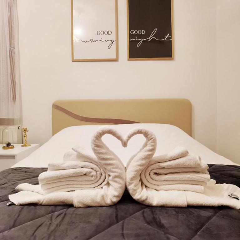 Pale city center apartment - One-Bedroom Apartment - 23