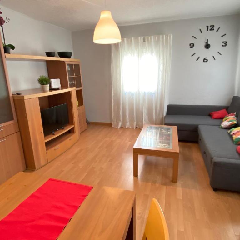 Apartamento Aluche con parking gratuito - Two-Bedroom Apartment - 4