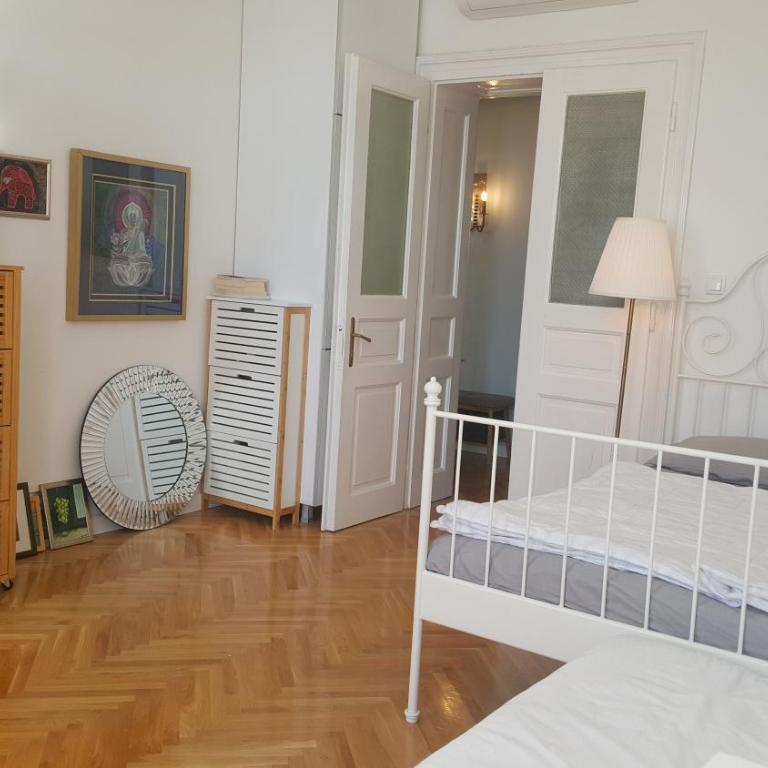 Room next to Porto Montenegro - Soba sa Bračnim Krevetom (Queen-size) i Pogledom na More - 23