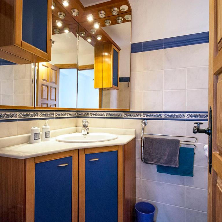 Casa Fernando, Frigiliana Traditional townhouse with amazing views HansOnHoliday Rentals - Apartamento de 2 dormitorios - 15