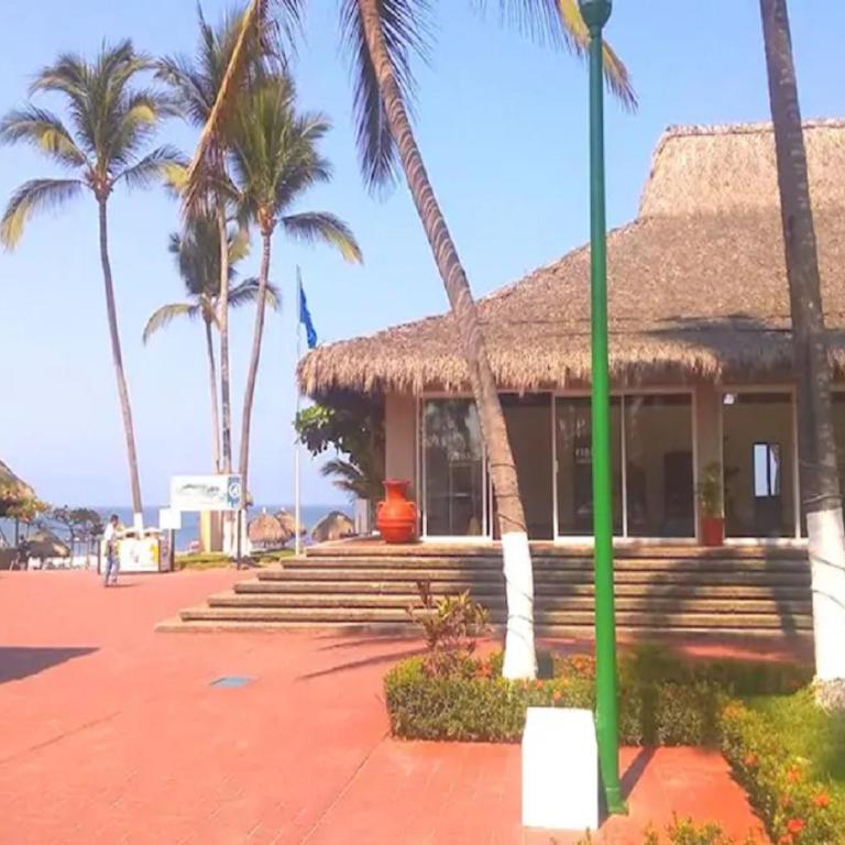 Family Home close to the Beach, Vidanta, Aqua Adventures with Pool & Parking - Apartamento de 3 dormitorios - 34