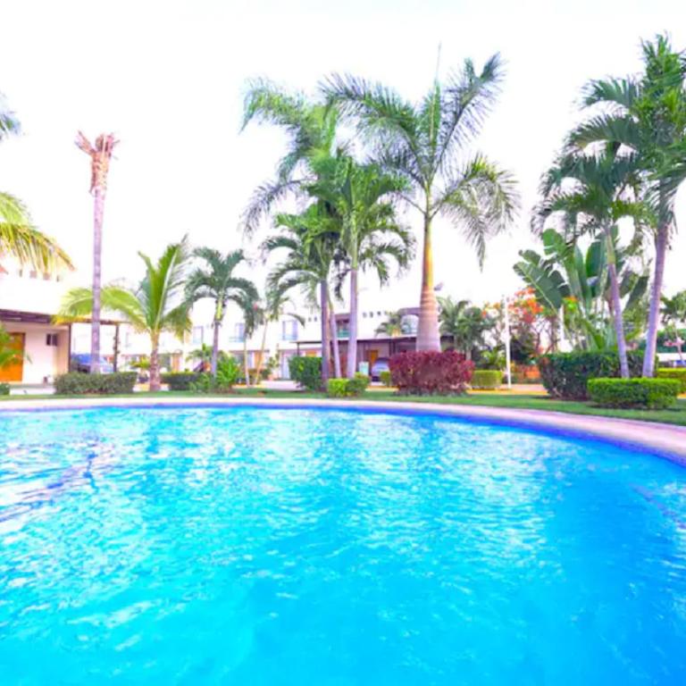 Family Home close to the Beach, Vidanta, Aqua Adventures with Pool & Parking - Apartamento de 3 dormitorios - 5