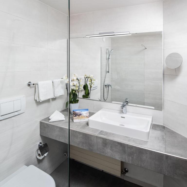 Hotel Rauter - Deluxe Doppelzimmer mit Dusche - 3
