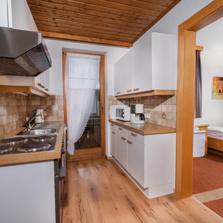Landhaus Sailer - Apartment mit 3 Schlafzimmern - 4