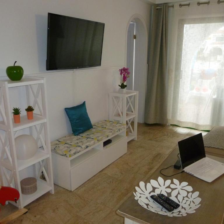 Costa Antigua - Two-Bedroom Apartment - 12