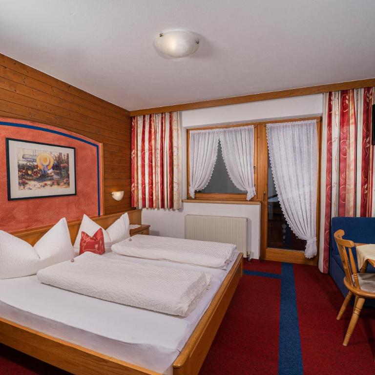 Landhaus Sailer - Doppelzimmer mit Balkon - 4